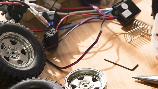 Autonomous Driving Robot Student Teams Work from Home to Win the NXP Cup Electromaker Innovation Challenge