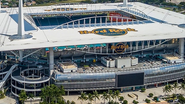 NXP 5G Tech Connects Super Bowl