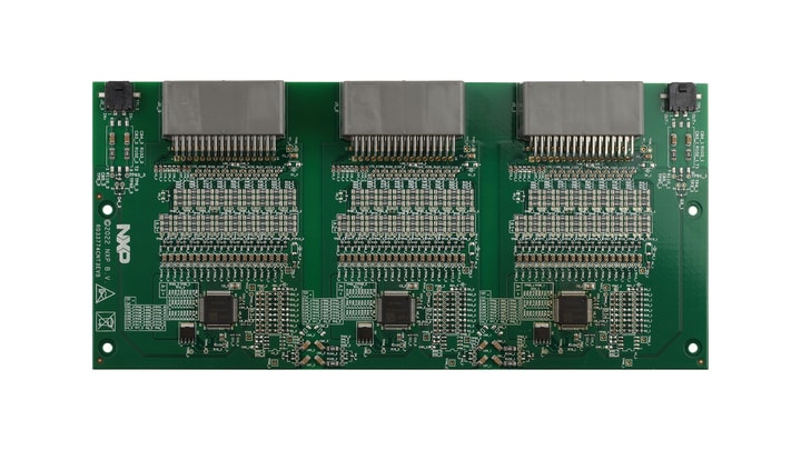 MC33774搭載のETPLを使用したHVBMS集中型セル・モニタリング・ユニット (CMU) - 画像 