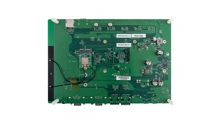 i.MX-8M-Plus-EVK-Underside