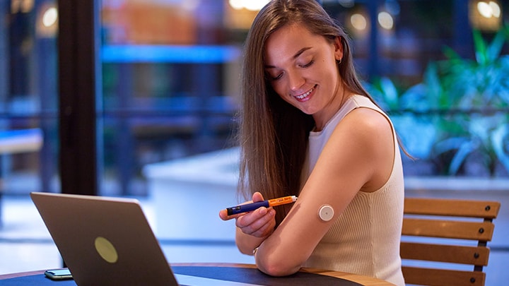 Transforming complexity to efficiency in healthcare with RAIN RFID and NFC Technologies Image